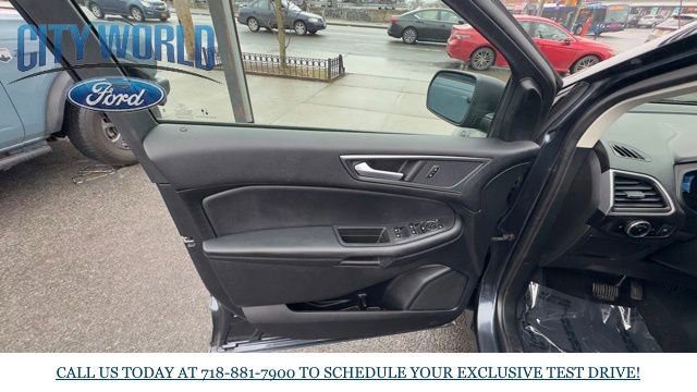 Certified 2024 Ford Edge SE image 8