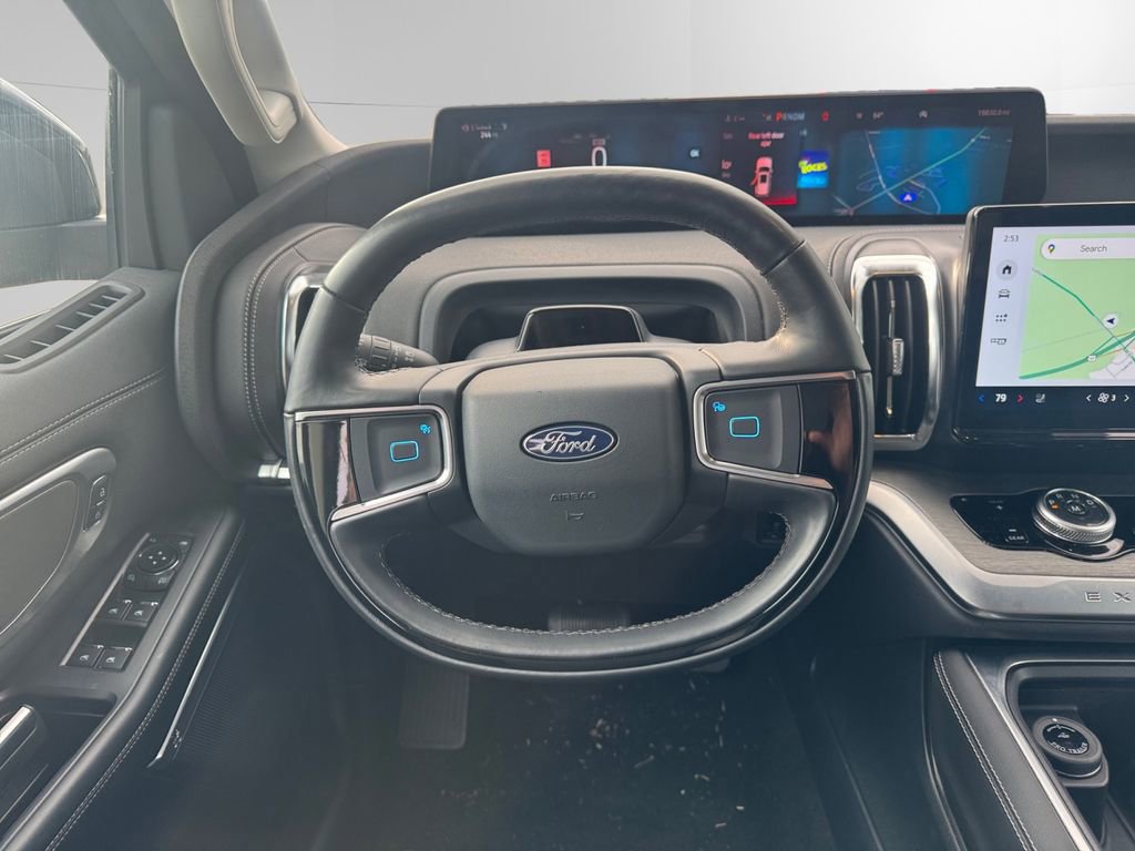 Certified 2025 Ford Expedition Max Platinum image 13