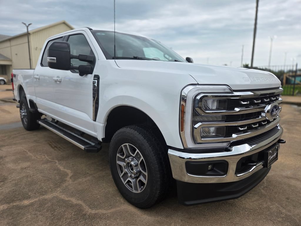 Certified 2025 Ford F350 Lariat w/ FX4 Off-Road Package AWD/4WD image 3