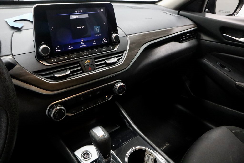 Used 2024 Nissan Altima 2.5 SV image 29