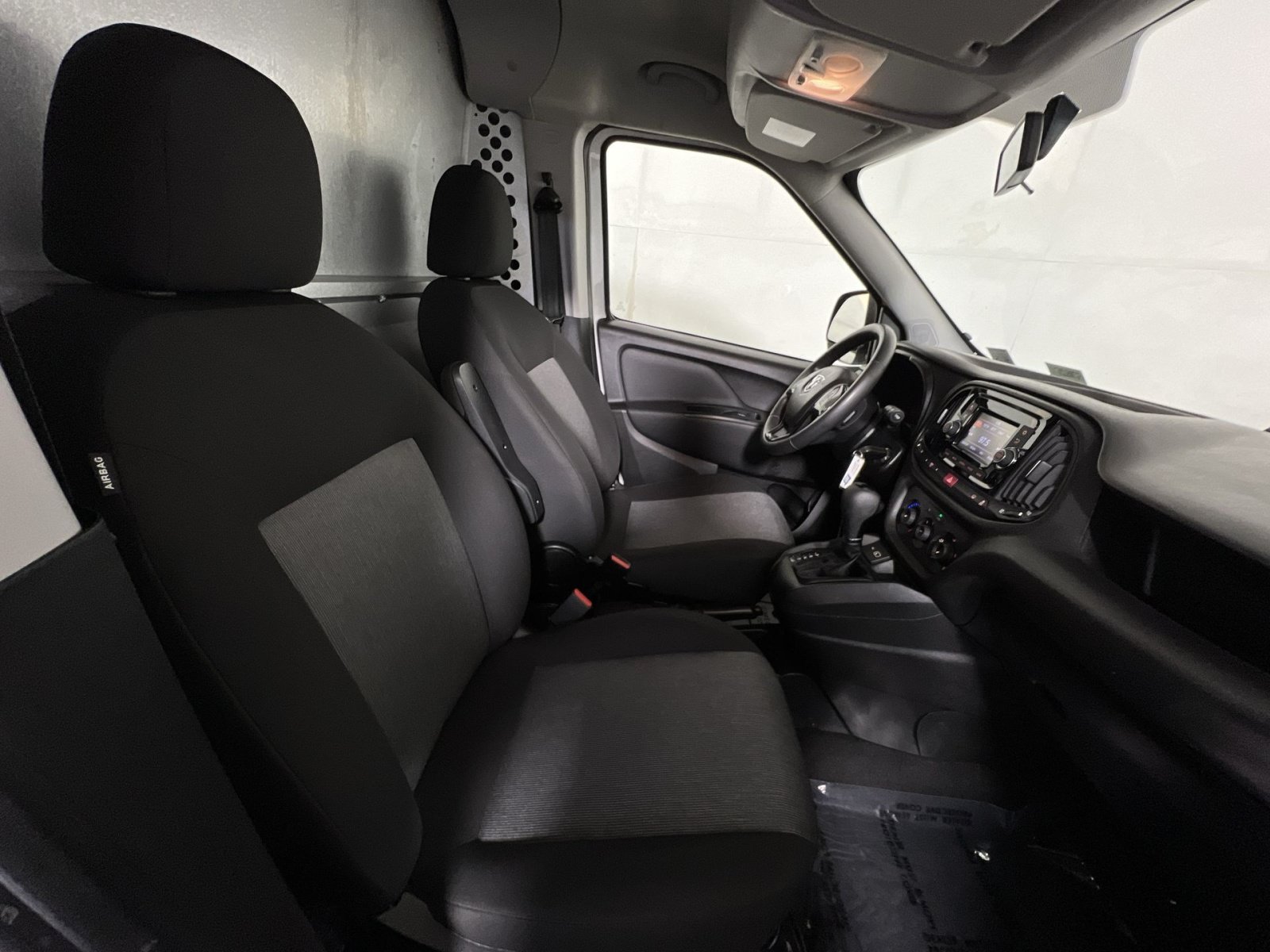 Used 2021 RAM ProMaster City Tradesman SLT FWD image 25