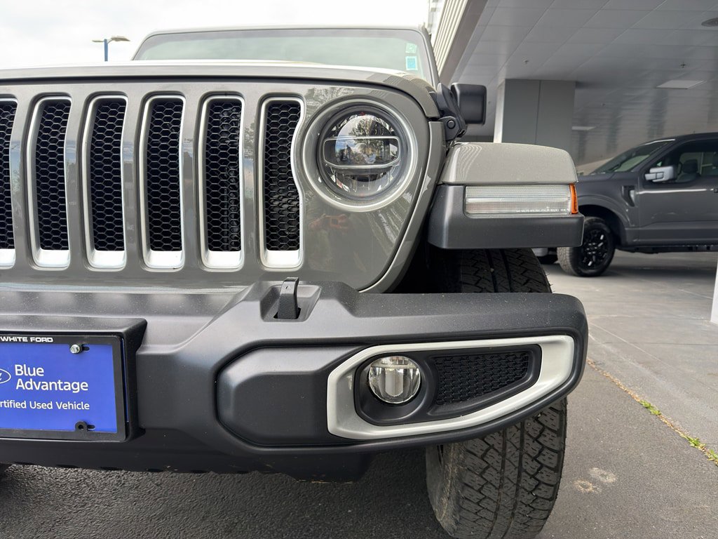 Used 2020 Jeep Wrangler Unlimited Sahara AWD/4WD image 4