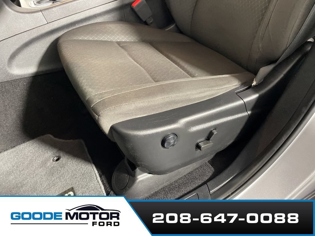 Used 2021 Jeep Grand Cherokee Laredo AWD/4WD image 11