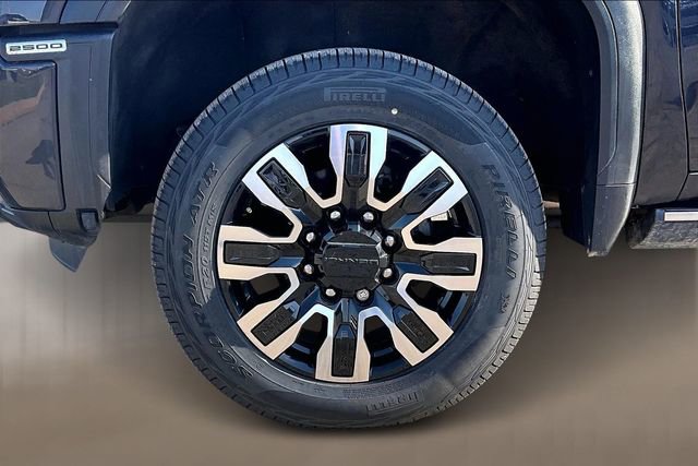 Used 2024 GMC Sierra 2500 Denali Ultimate w/ Snow Plow Prep/Camper Package image 8