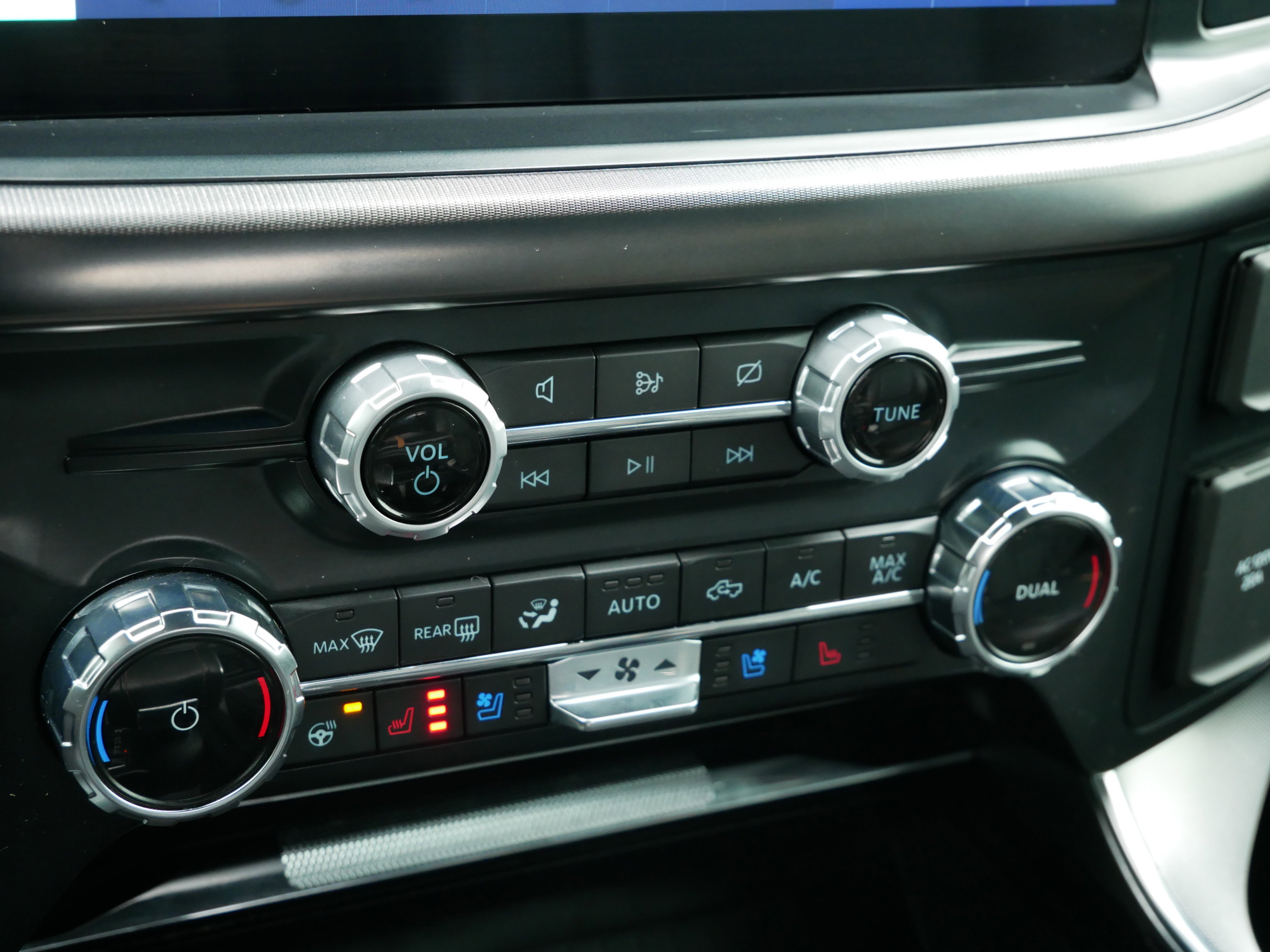 Certified 2022 Ford F150 Platinum image 24