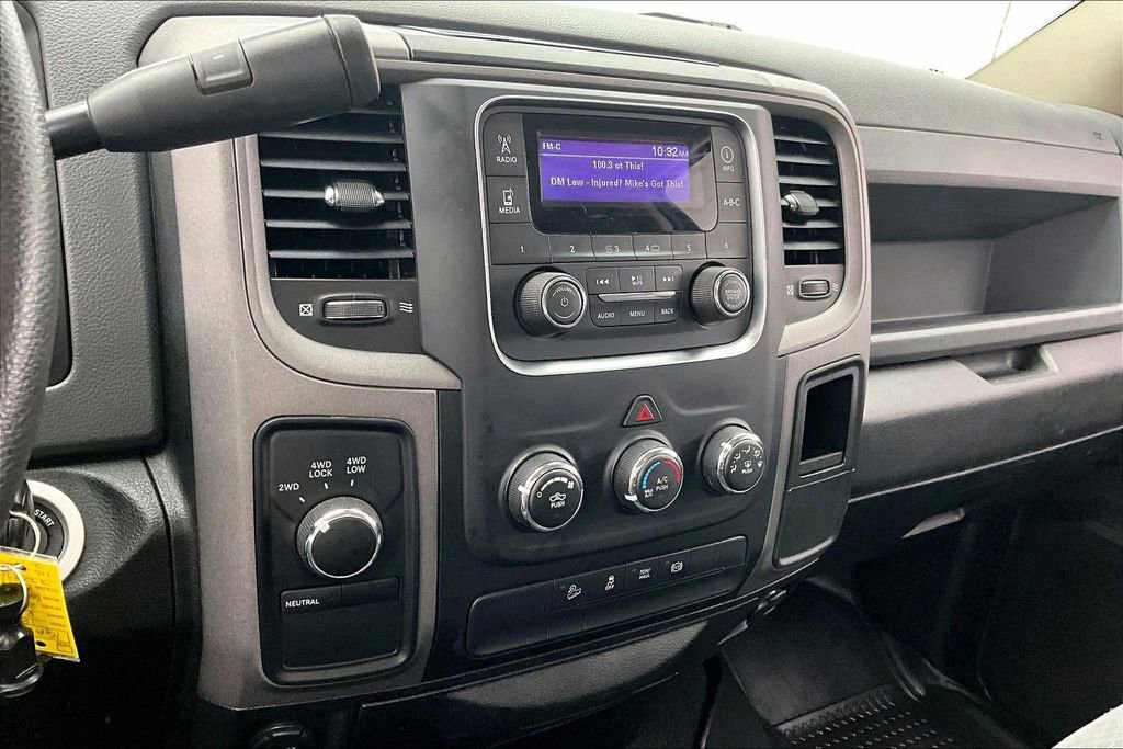 Used 2018 RAM 2500 Tradesman w/ Chrome Appearance Group image 32