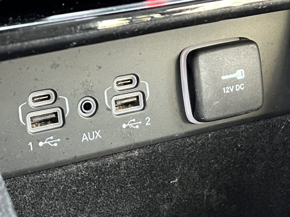 Used 2021 Jeep Grand Cherokee L Limited image 32