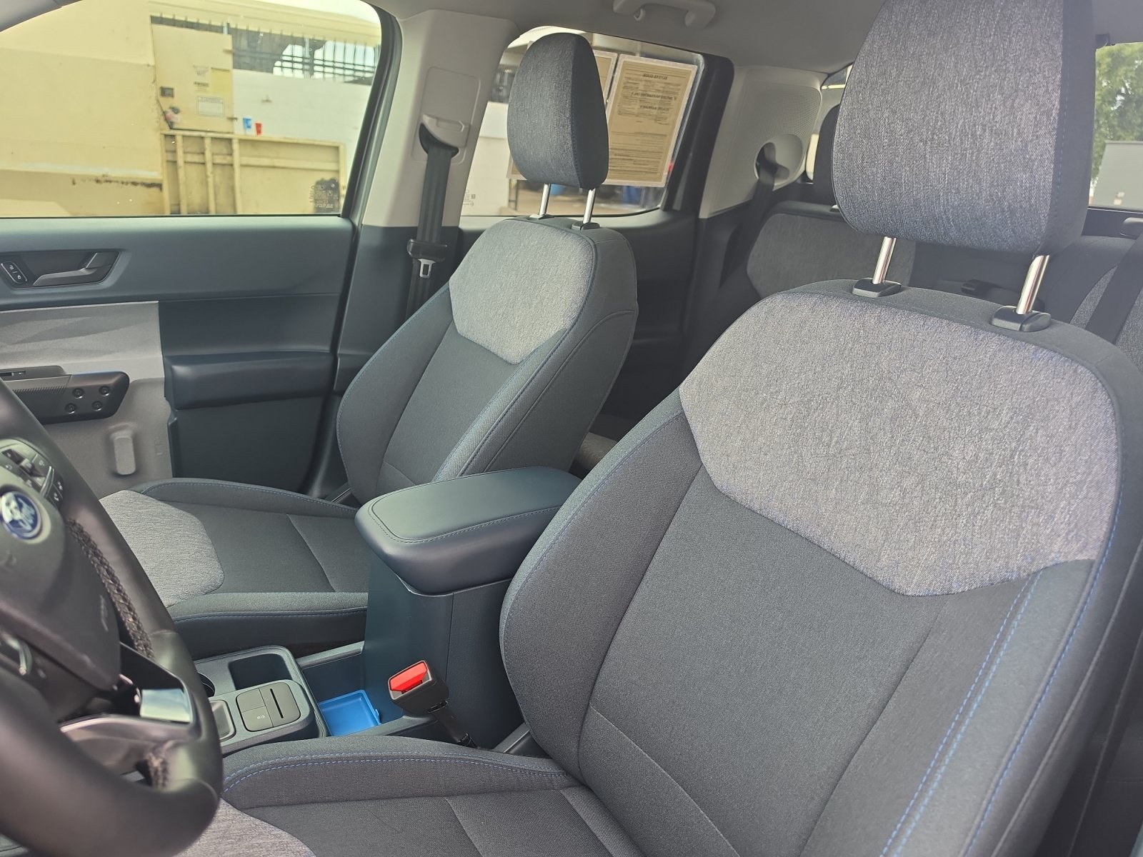 Certified 2025 Ford Maverick XLT w/ XLT Luxury Package FWD image 12