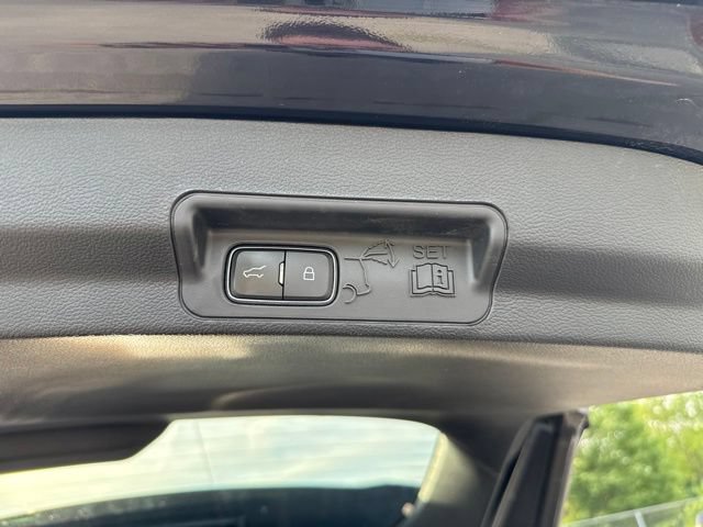 Certified 2020 Ford Explorer ST w/ Premium Technology Package AWD/4WD image 8