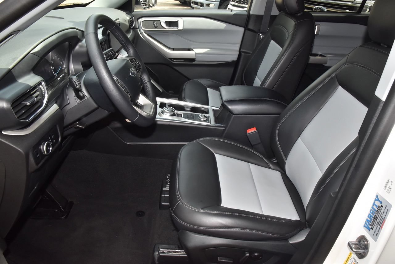 Certified 2024 Ford Explorer XLT w/ Equipment Group 202A AWD/4WD image 13