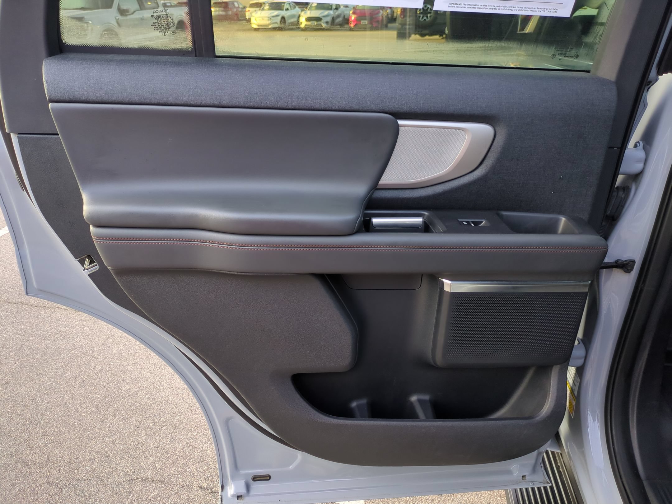 Certified 2025 Ford Expedition Active AWD/4WD image 30