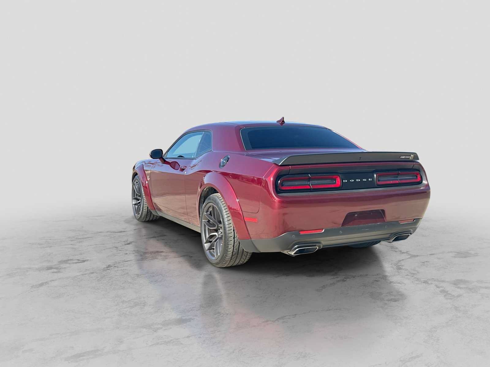 Used 2021 Dodge Challenger R/T Scat Pack RWD image 4