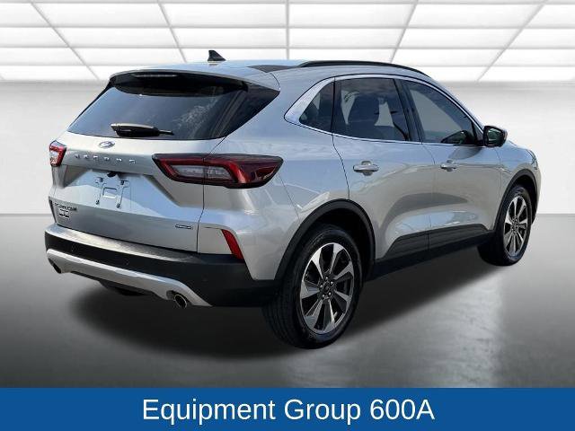 Certified 2023 Ford Escape Platinum AWD/4WD image 12