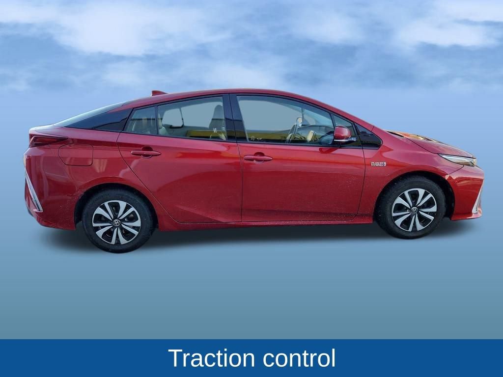 Used 2017 Toyota Prius Prime Premium image 6