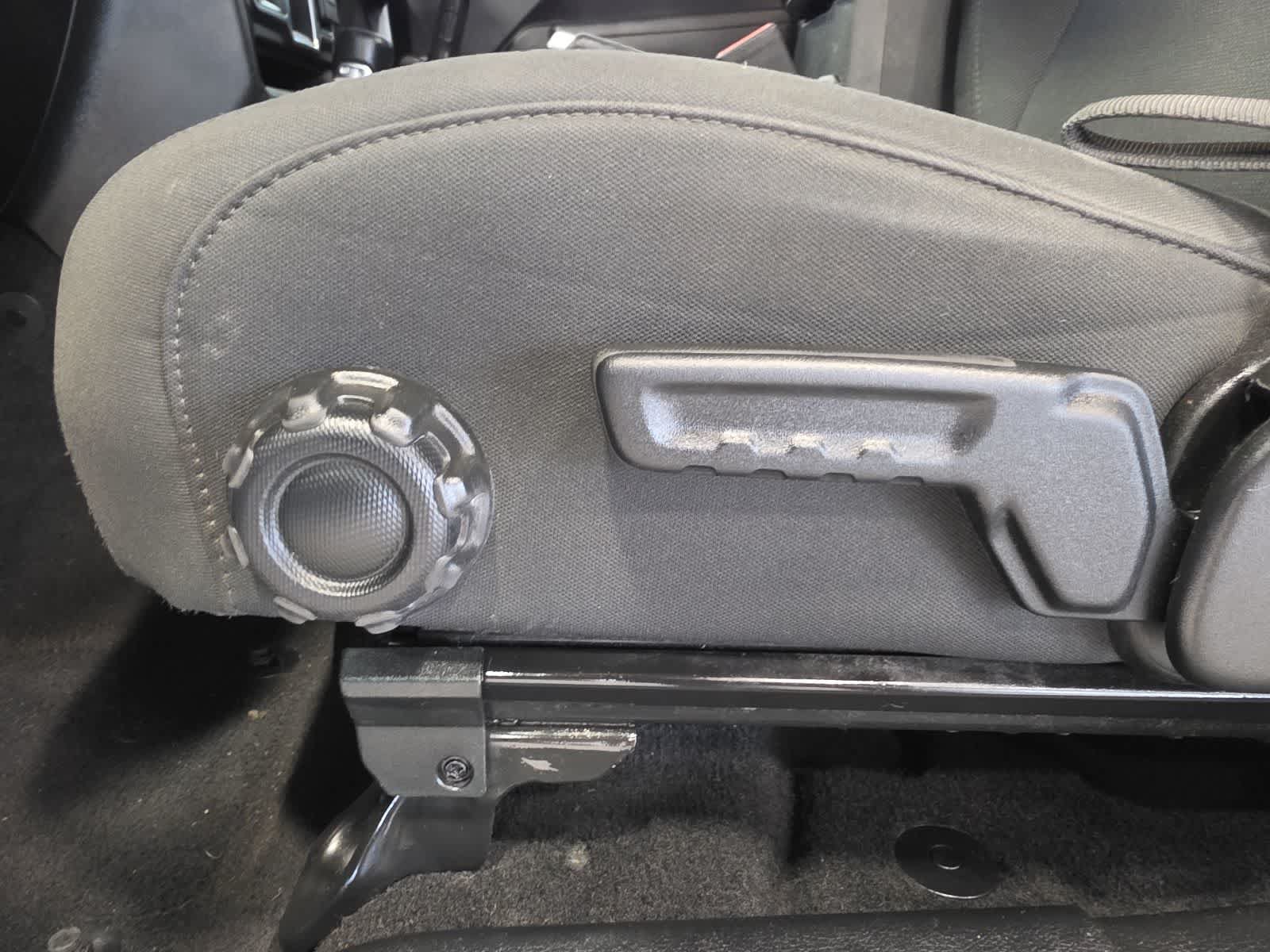 Used 2023 Jeep Wrangler Sport AWD/4WD image 14