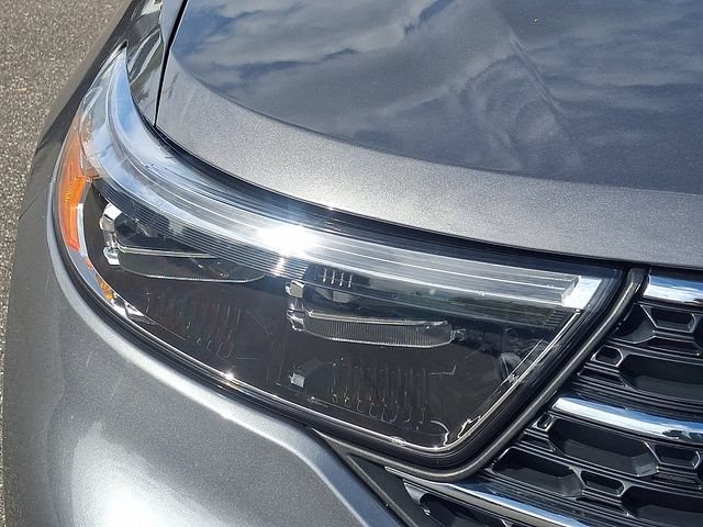Certified 2023 Ford Explorer XLT w/ Equipment Group 202A AWD/4WD image 9