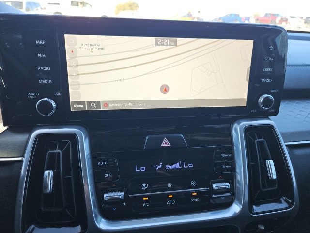 Used 2023 Kia Sorento SX image 16