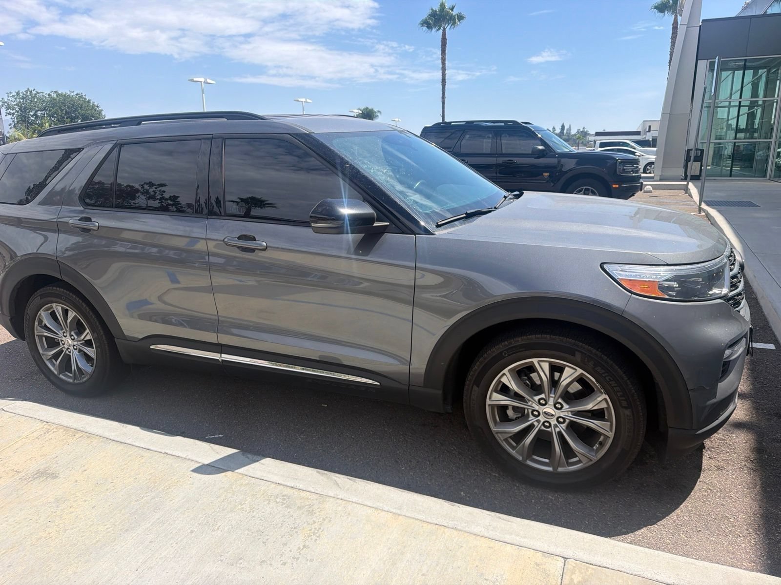 Certified 2023 Ford Explorer XLT w/ Equipment Group 202A RWD image 5
