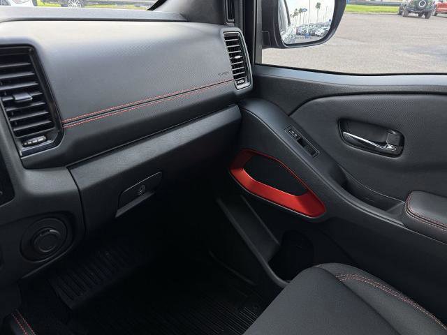 Used 2024 Nissan Frontier Pro-X image 26
