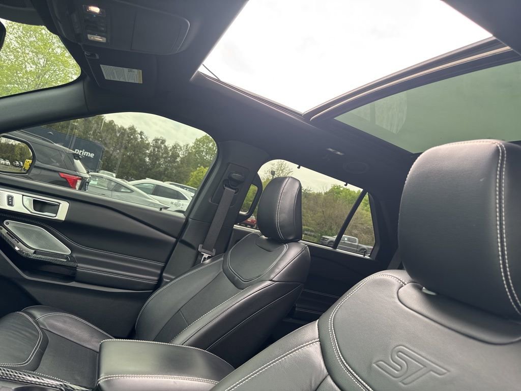 Certified 2021 Ford Explorer ST w/ Equipment Group 401A AWD/4WD image 12