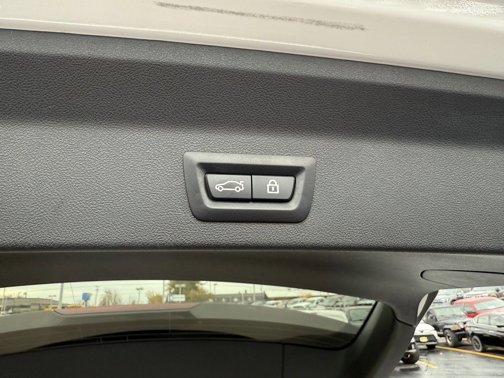 Used 2021 BMW X3 xDrive30i image 12