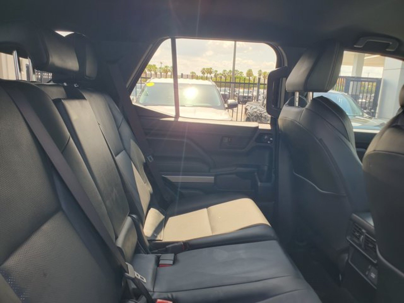 Used 2025 Toyota 4Runner TRD Off-Road Premium AWD/4WD image 33