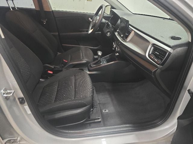 Used 2022 Kia Rio LX FWD image 3