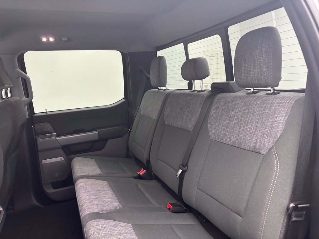 Certified 2023 Ford F250 XLT w/ XLT Premium Package AWD/4WD image 39