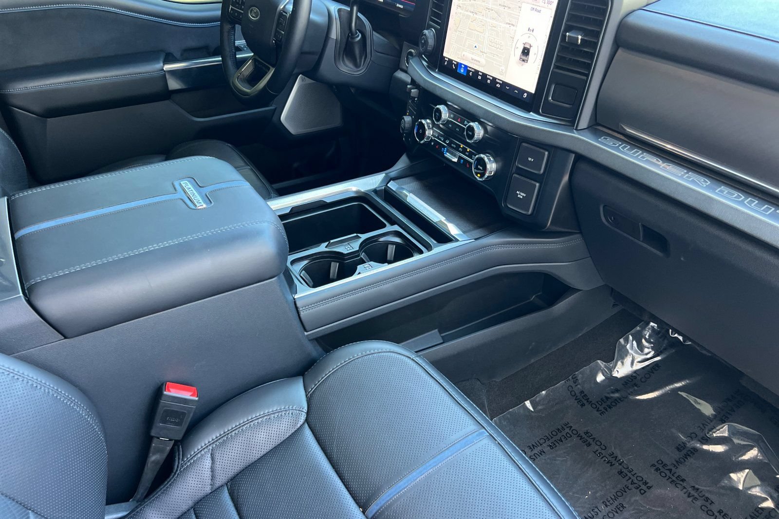 Certified 2025 Ford F250 Platinum w/ Tremor Off-Road Package AWD/4WD image 19