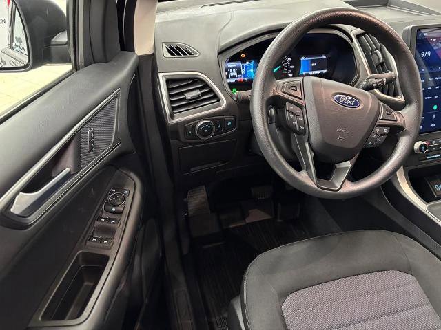 Certified 2024 Ford Edge SE image 10