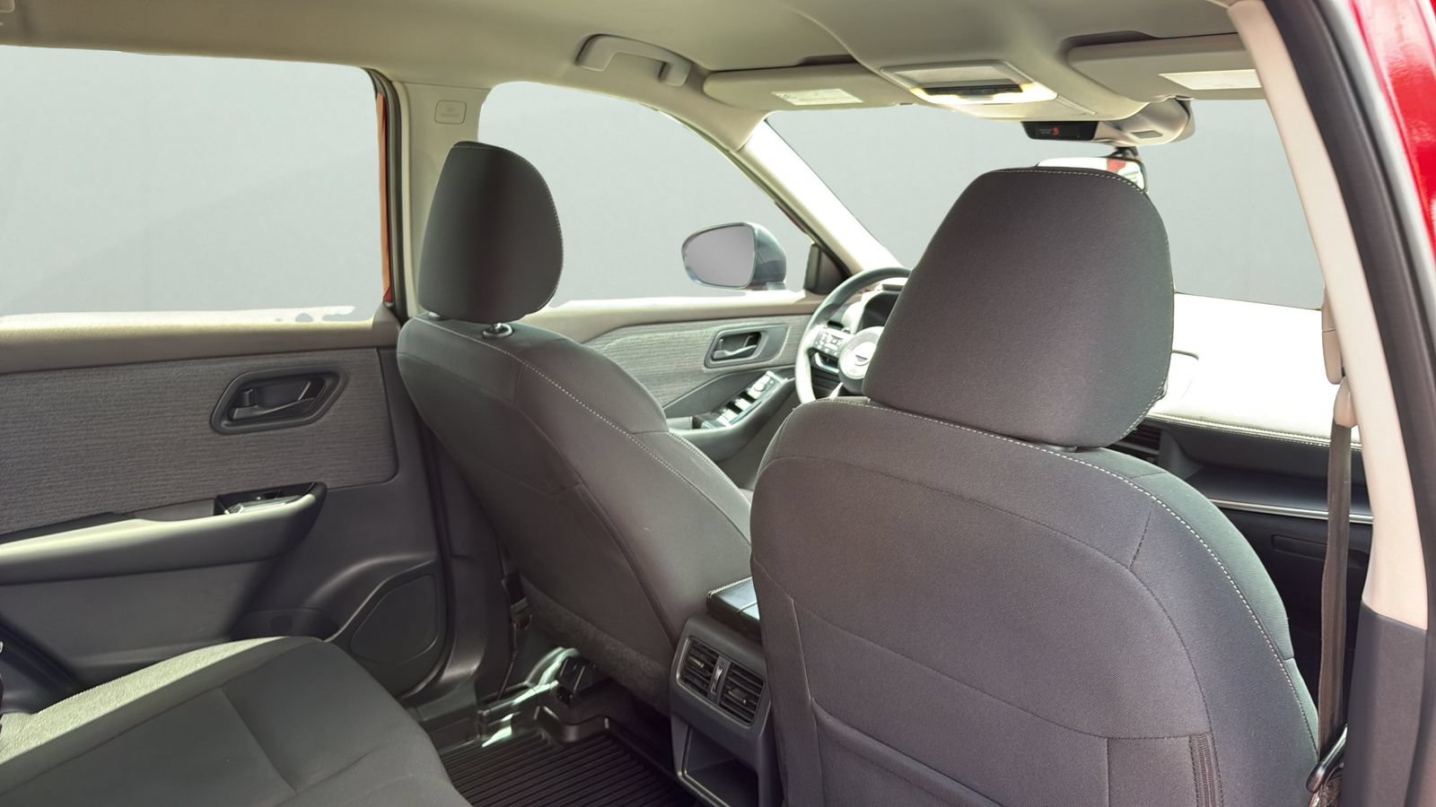 Used 2023 Nissan Rogue S FWD image 27