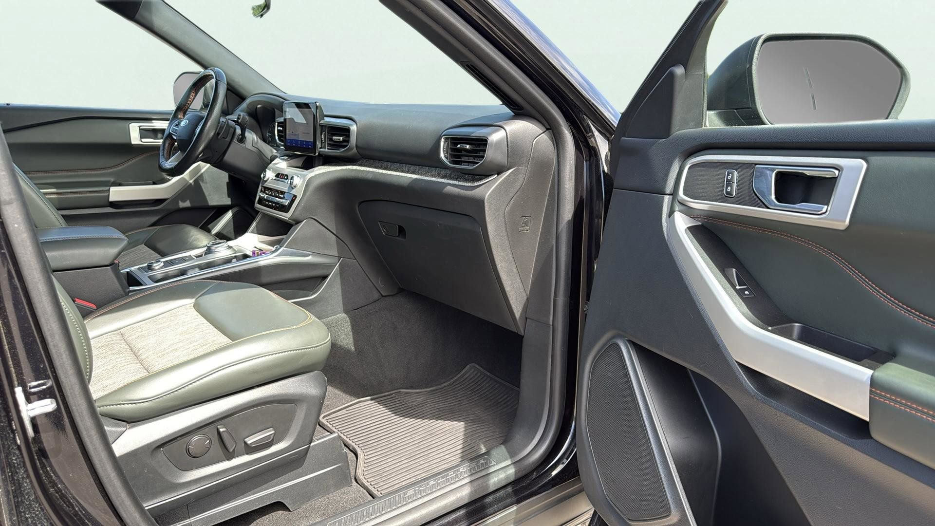 Certified 2022 Ford Explorer Timberline image 17