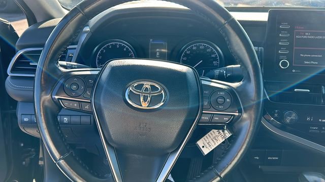 Used 2023 Toyota Camry SE image 19