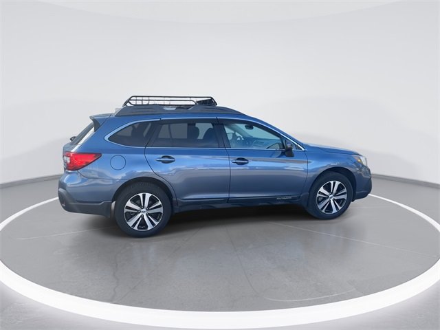 Used 2018 Subaru Outback 2.5i Limited image 7
