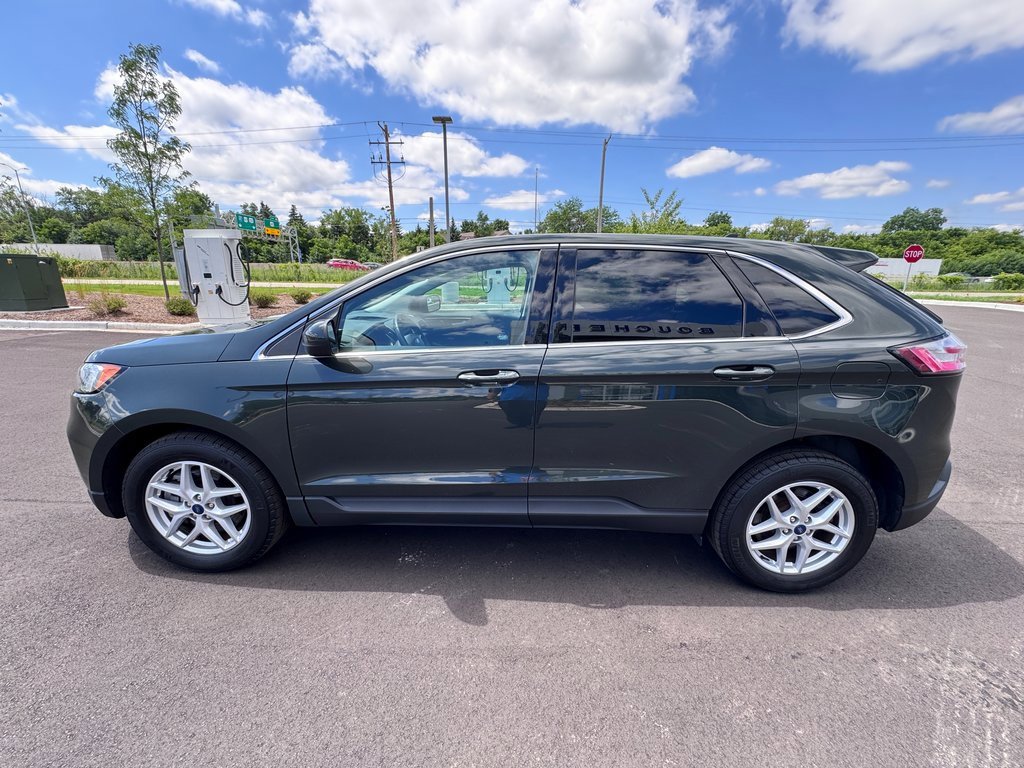 Certified 2022 Ford Edge SEL w/ Convenience Package image 8