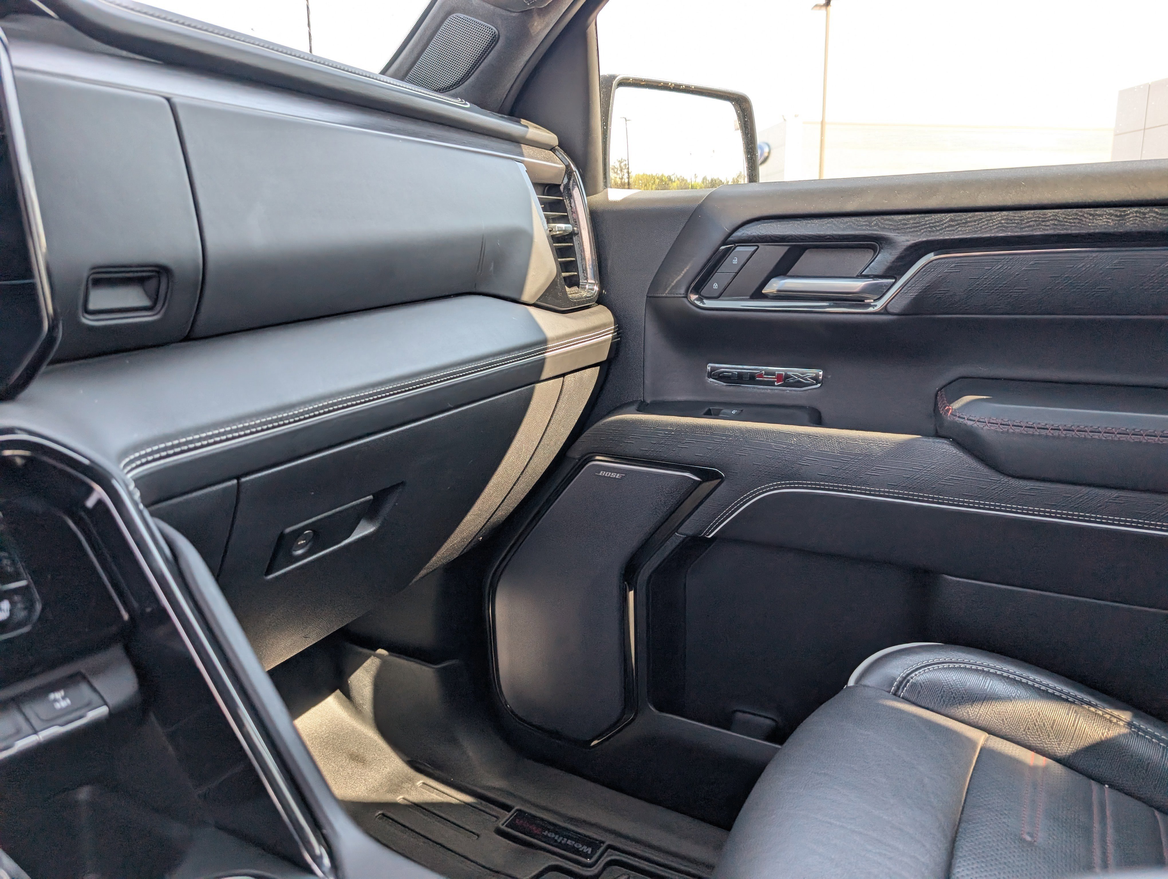 Used 2023 GMC Sierra 1500 AT4X AWD/4WD image 30