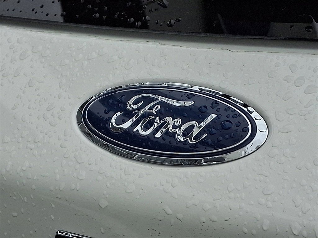 Certified 2020 Ford Escape SEL image 31