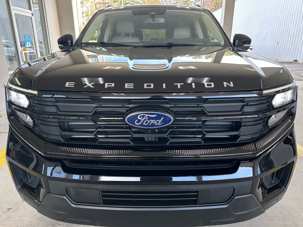 Certified 2025 Ford Expedition Max Active image 8