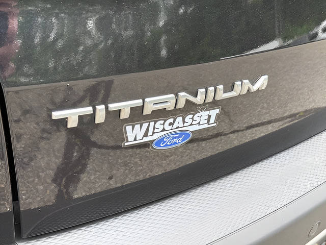 Certified 2021 Ford Escape Titanium w/ Titanium Elite Package AWD/4WD image 19