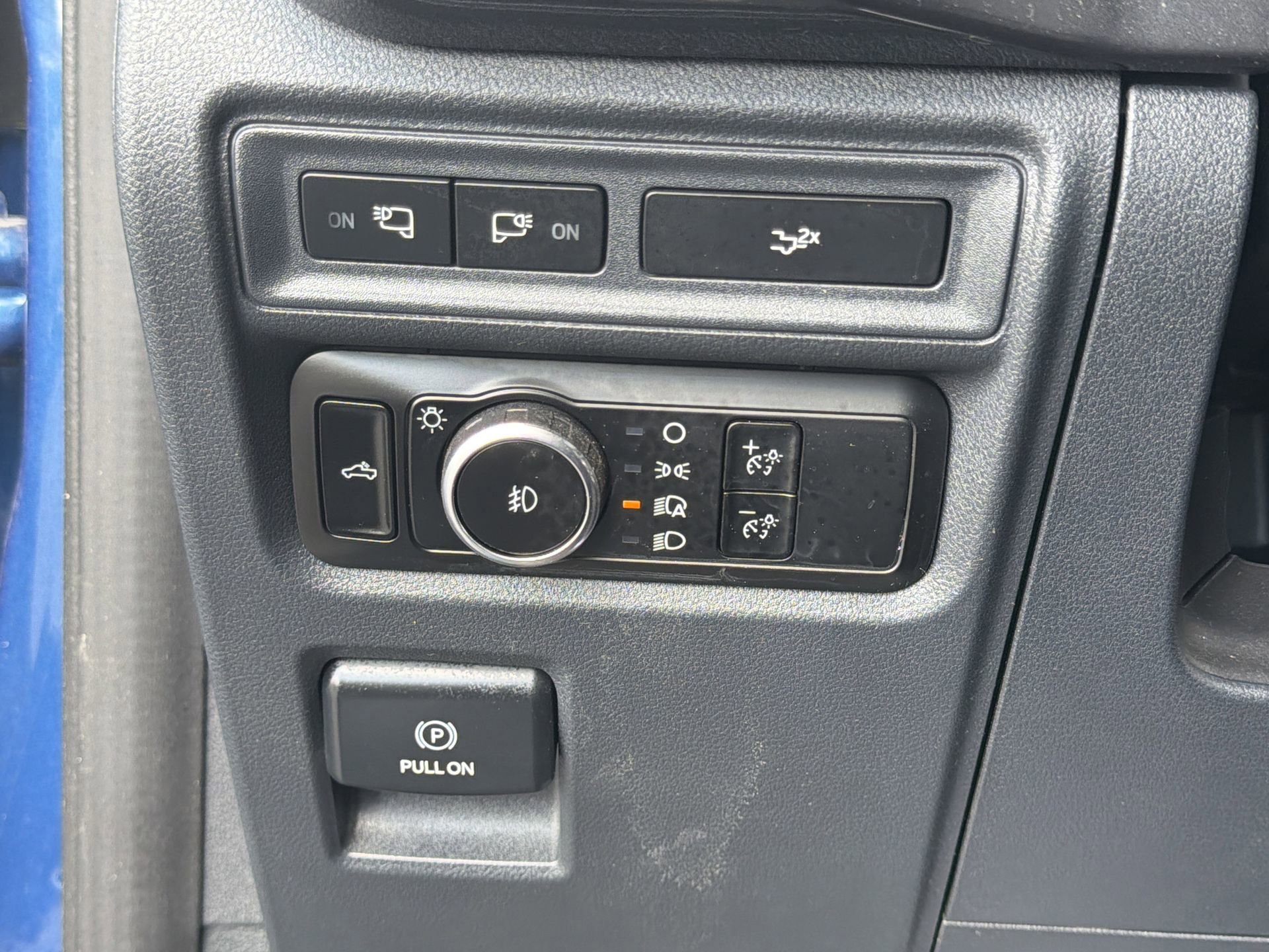 Certified 2023 Ford F150 XLT w/ Equipment Group 302A High image 31