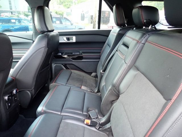 Certified 2024 Ford Explorer ST-Line w/ Class IV Trailer Tow Package AWD/4WD image 20
