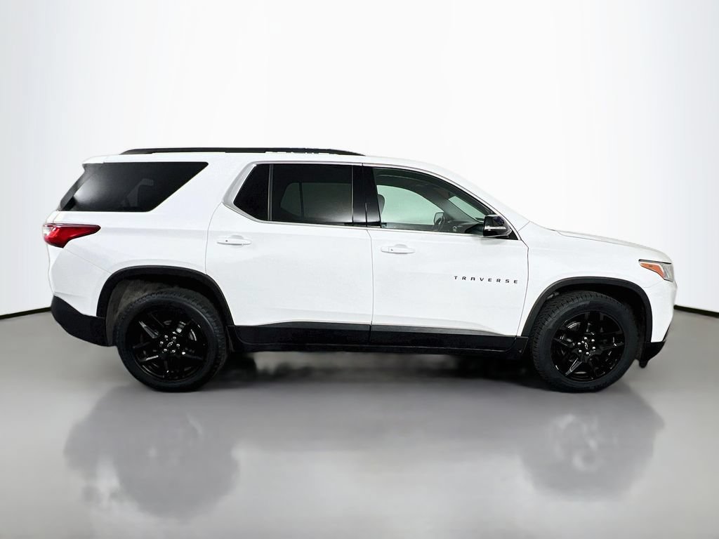 Used 2020 Chevrolet Traverse LT w/ LPO, Blackout Package AWD/4WD image 10
