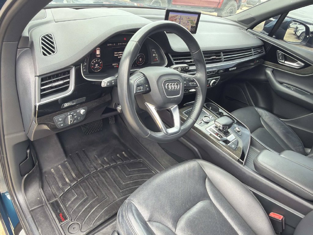 Used 2019 Audi Q7 3.0T Prestige w/ Prestige Package AWD/4WD image 22