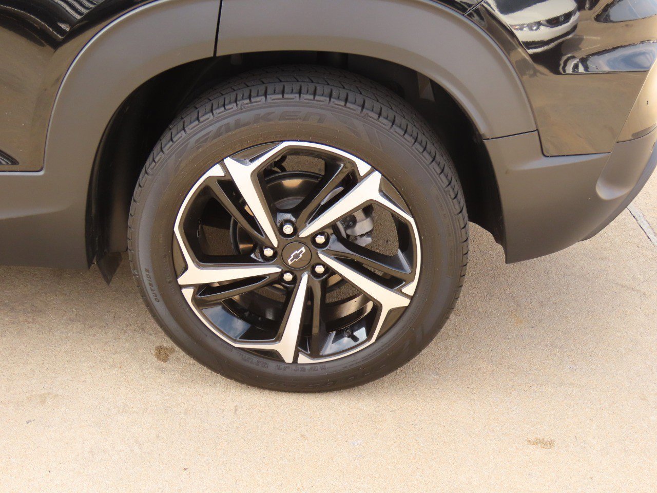 Used 2022 Chevrolet TrailBlazer RS w/ Sun and Liftgate Package image 14