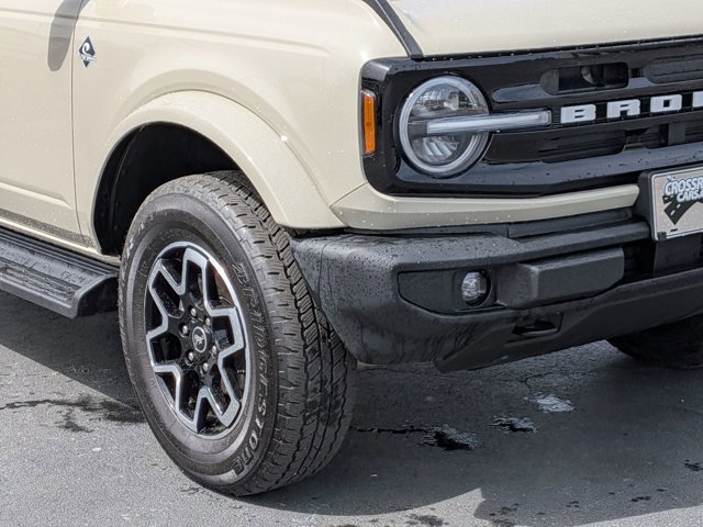 Certified 2025 Ford Bronco Outer Banks AWD/4WD image 8