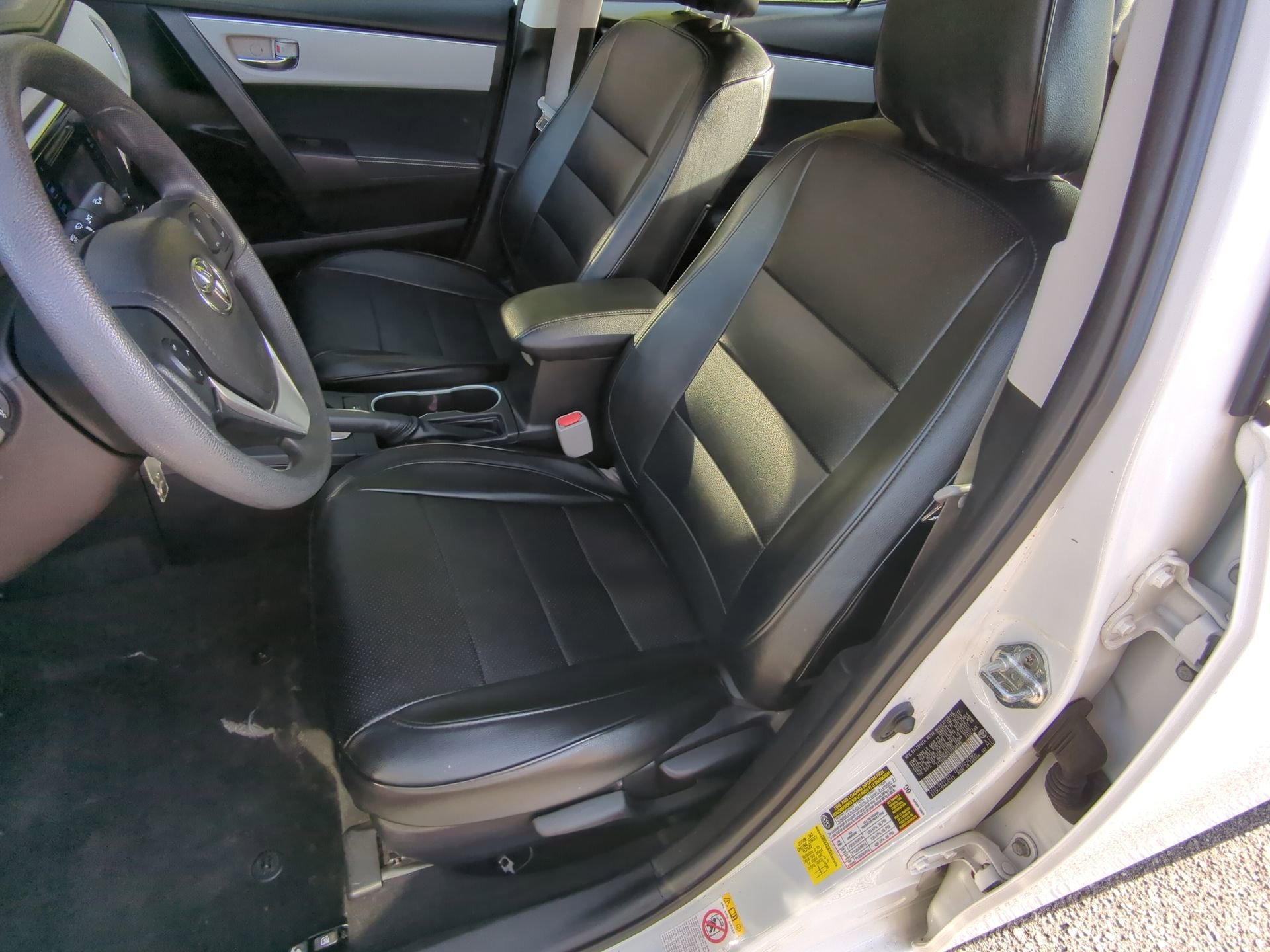 Used 2018 Toyota Corolla LE image 55