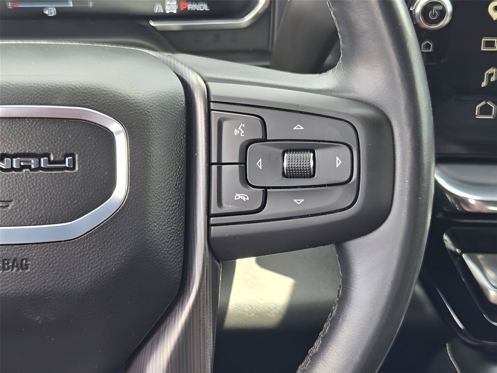 Used 2024 GMC Sierra 2500 Denali Ultimate w/ Max Trailering Package AWD/4WD image 29