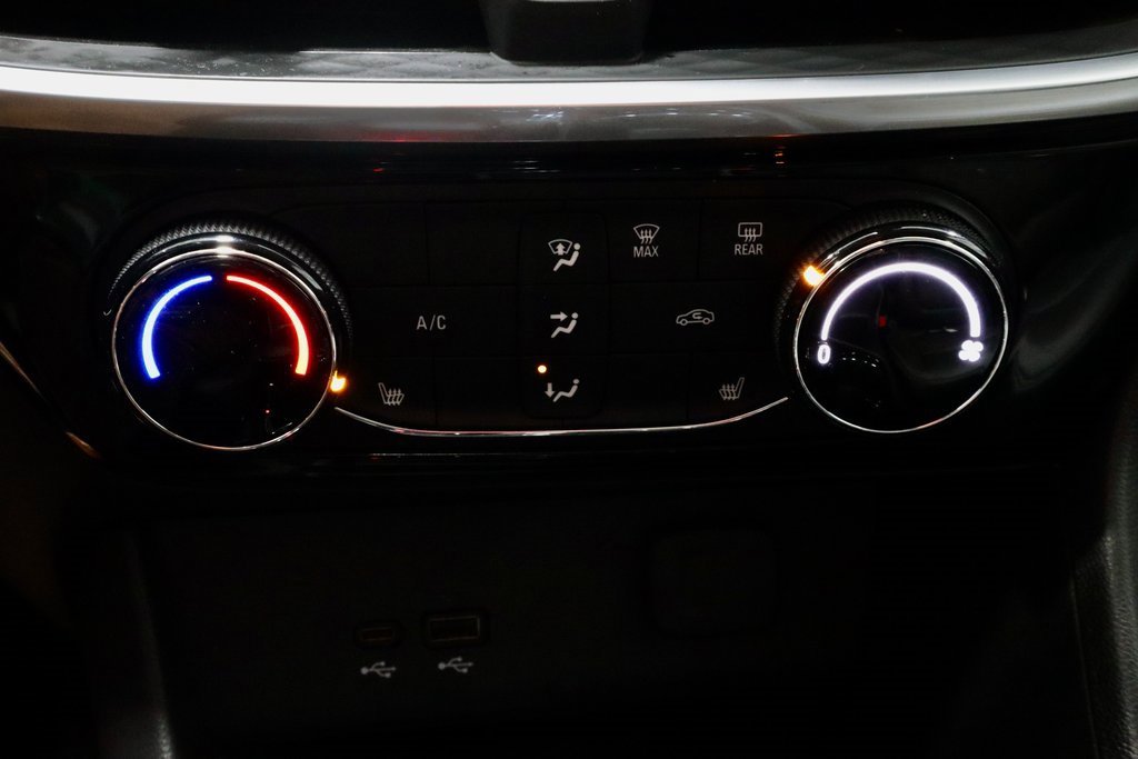 Used 2024 Buick Encore GX Sport Touring w/ Comfort Package image 31