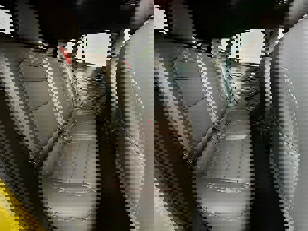 Used 2024 Chevrolet Trax RS w/ Sunroof Package image 31