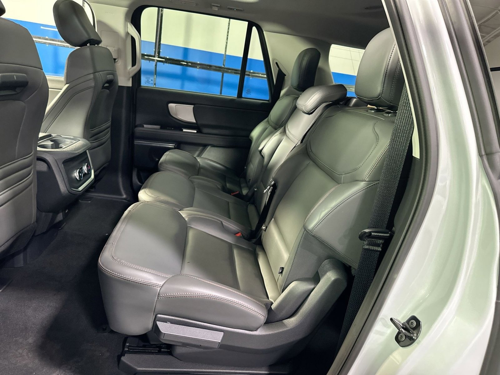 Certified 2025 Ford Expedition Max Active image 34